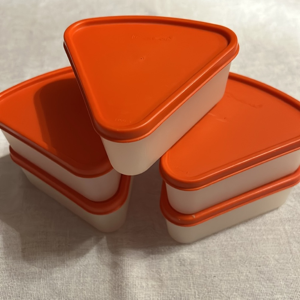 Tupperware - Picture 2 of 12